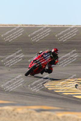 media/Jan-13-2024-SoCal Trackdays (Sat) [[9c032fe5aa]]/Bowl Exit Set 2 (1135am)/